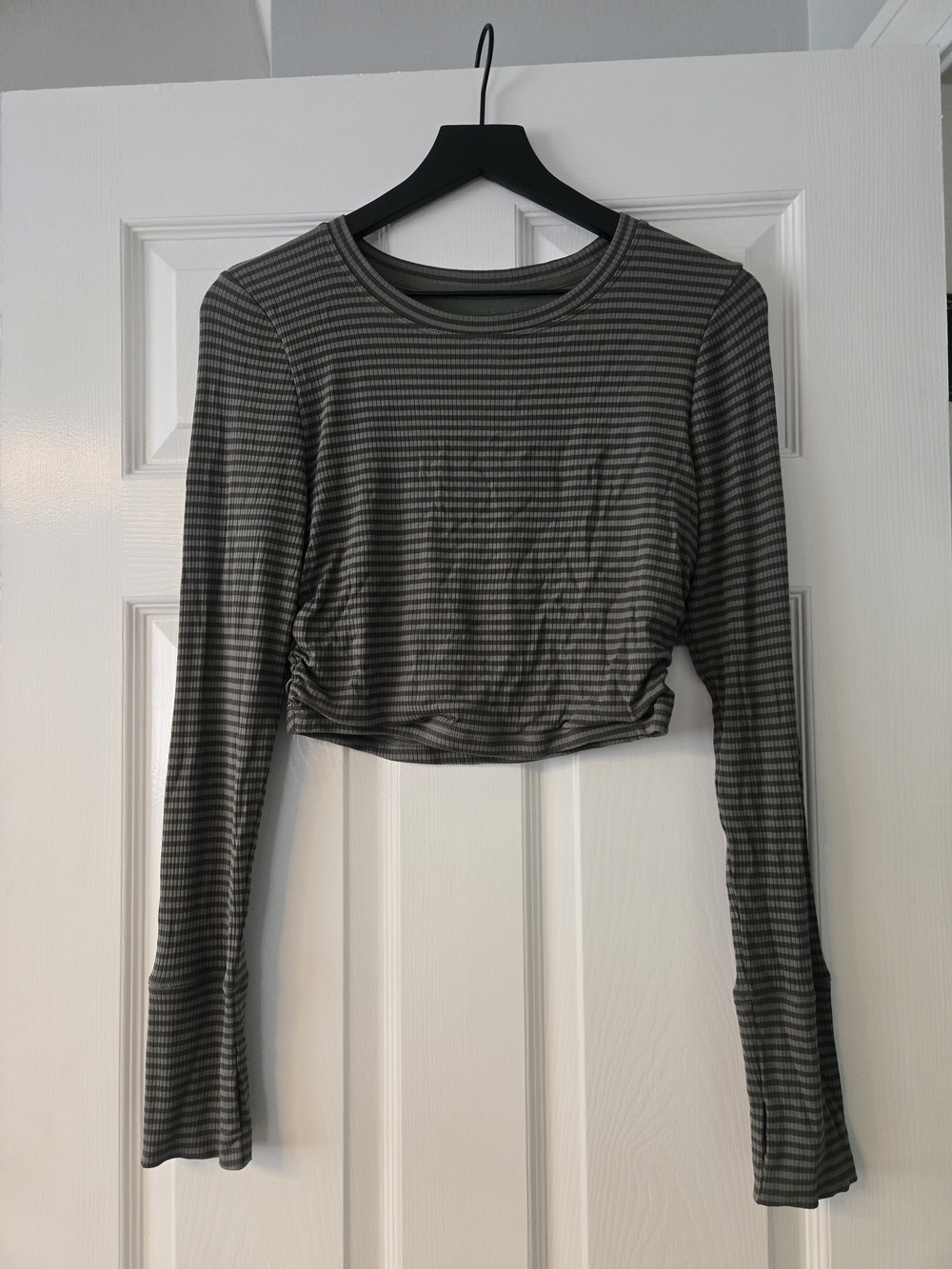 American Eagle Outfitters Striped Cropped Long-Sleeve Top
